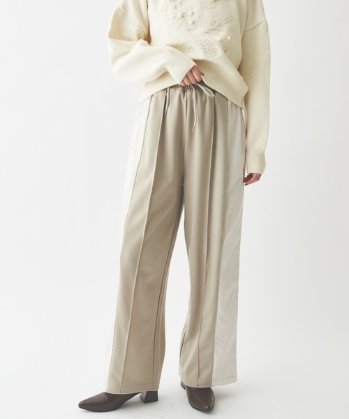 paravion（パラビオン）の「【ZOZOTOWN限定】異素材切替ライントラックパンツ（スラックス・レディース・グレイッシュベージュ/ブラウン/チャコールグレー・FREE）」の7枚目の写真