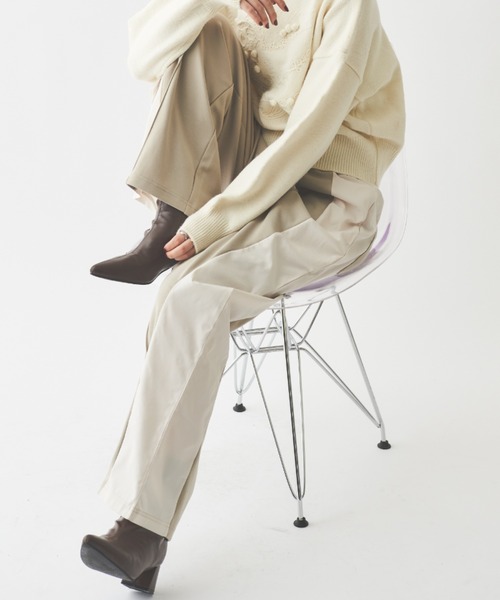 paravion（パラビオン）の「【ZOZOTOWN限定】異素材切替ライントラックパンツ（スラックス・レディース・グレイッシュベージュ/ブラウン/チャコールグレー・FREE）」の16枚目の写真