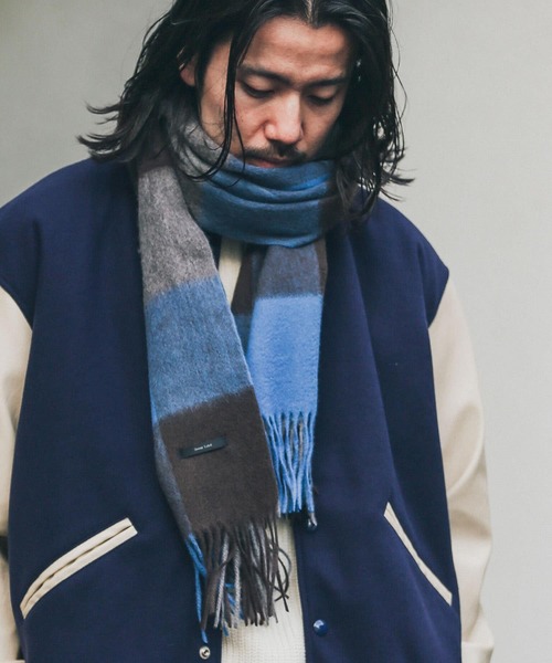 URBAN RESEARCH Sonny Label（アーバンリサーチサニーレーベル）の「ウールカシミヤワイドマフラー（マフラー・メンズ・グリーン/オレンジ/ベージュ系その他/ブラウン系その他/アイボリー/チャコールグレー/ブルー系その他・ONE）」の11枚目の写真