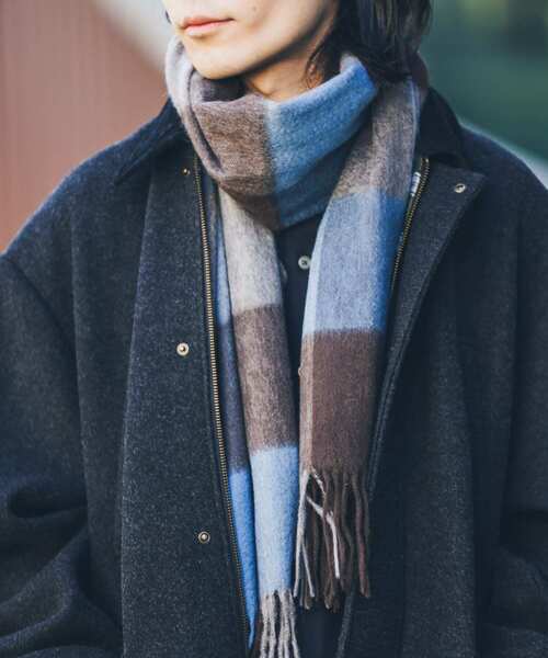 URBAN RESEARCH Sonny Label（アーバンリサーチサニーレーベル）の「ウールカシミヤワイドマフラー（マフラー・メンズ・グリーン/オレンジ/ベージュ系その他/ブラウン系その他/アイボリー/チャコールグレー/ブルー系その他・ONE）」の12枚目の写真
