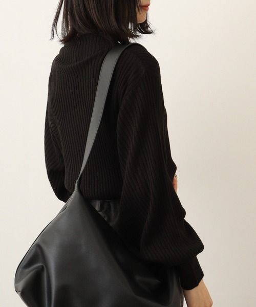 atONE(アットワン)の「atONE 袖ポワンリブニットトップス(ニット/セーター・レディース・ブラック/ベージュ/オフホワイト・LL~3L/4L~5L/M~L)」の20枚目の写真