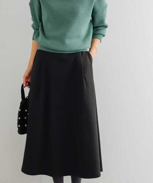 URBAN RESEARCH DOORS(アーバンリサーチドアーズ)の「『UR TECH POLIsh POLI』タックフレアロングスカート(スカート・レディース・ブラック/ブラウン系その他・MEDIUM)」の6枚目の写真