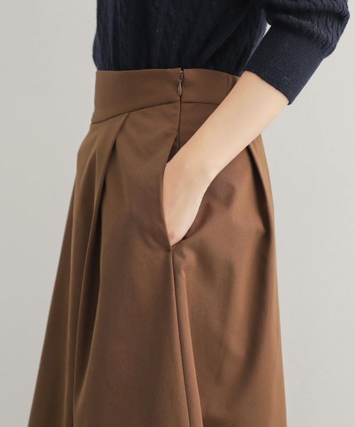 URBAN RESEARCH DOORS(アーバンリサーチドアーズ)の「『UR TECH POLIsh POLI』タックフレアロングスカート(スカート・レディース・ブラック/ブラウン系その他・MEDIUM)」の14枚目の写真