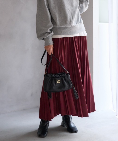 TRIANGLE PALETTE（トライアングルパレット）の「ポンチスエードプリーツスカート（スカート・レディース・グリーン/アイボリー/グレイッシュベージュ/ダークグレー/マスタード/ブラウン/ボルドー・FREE）」の7枚目の写真