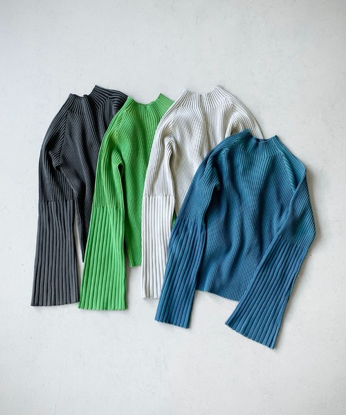 cheriella(シェリエラ)の「【cheriella】WEB限定配色二重臼リブニット WEB LIMITED CONTRAST DOUBLE RIB KNIT(ニット/セーター・レディース・チャコールグレー/ライトグレー/ブルー/グリーン・M)」の5枚目の写真