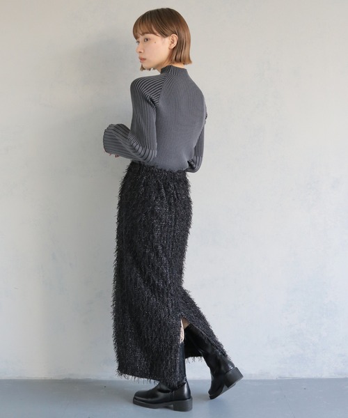 cheriella(シェリエラ)の「【cheriella】WEB限定配色二重臼リブニット WEB LIMITED CONTRAST DOUBLE RIB KNIT(ニット/セーター・レディース・チャコールグレー/ライトグレー/ブルー/グリーン・M)」の19枚目の写真
