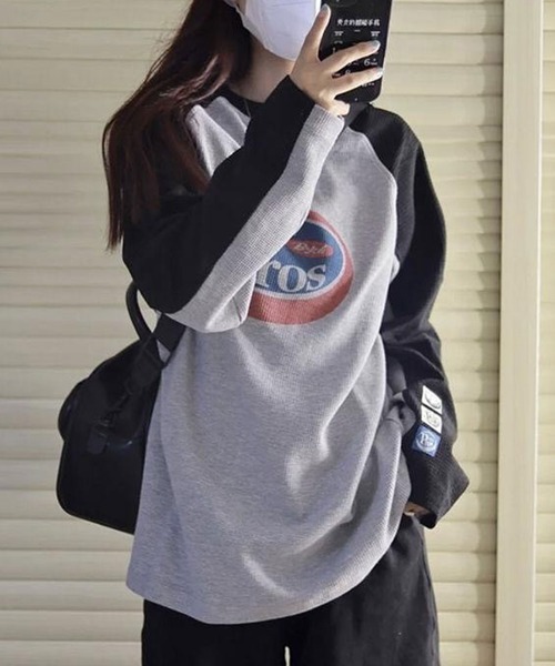 SHEPP（シープ）の「オーバーサイズ ワッフル プリント ラグランロンT（Tシャツ/カットソー・レディース・グレー・L/M）」の2枚目の写真