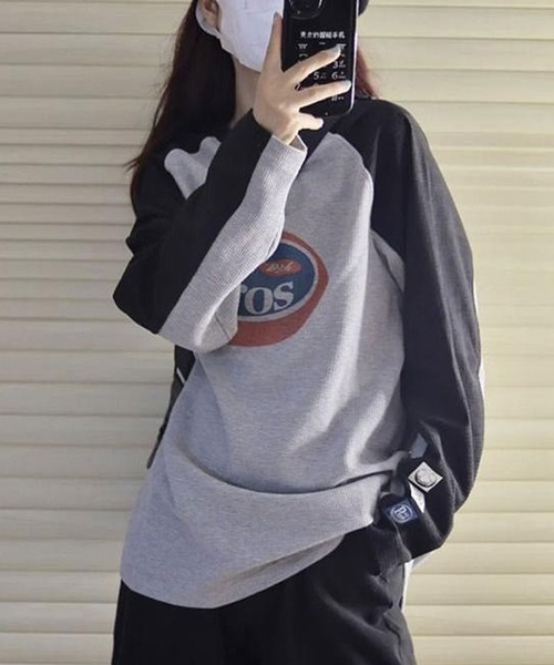 SHEPP（シープ）の「オーバーサイズ ワッフル プリント ラグランロンT（Tシャツ/カットソー・レディース・グレー・L/M）」の5枚目の写真