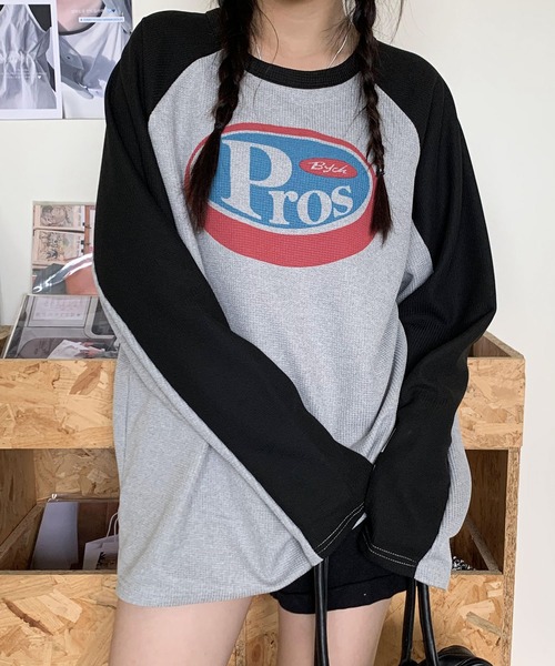 SHEPP（シープ）の「オーバーサイズ ワッフル プリント ラグランロンT（Tシャツ/カットソー・レディース・グレー・L/M）」の9枚目の写真