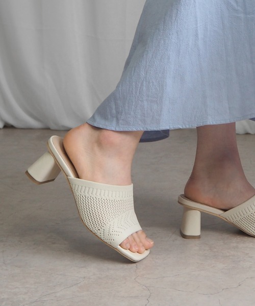 minia（ミニア）の「ニットミュール（サンダル・レディース・アイボリー/ブラック/ブラウン・S/M/L/LL）」の2枚目の写真