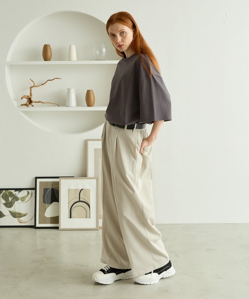 molk(モルク)の「【molk】ワイドストレートセンタープレススラックス(スラックス・メンズ・ブラック/ダークグレー/ナチュラル・L/M/S)」の8枚目の写真