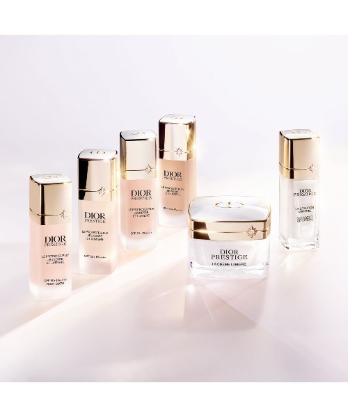 Dior(ディオール)の「プレステージ ホワイト オレオ ローション ルミエール(化粧水・レディース・ナシ・FREE)」の5枚目の写真
