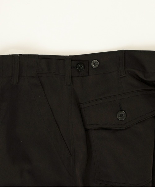 UNIVERSAL OVERALL（ユニバーサルオーバーオール）の「ベイカーパンツ / BAKER PANTS（その他パンツ・レディース・モカ/ブラック・M/S）」の3枚目の写真