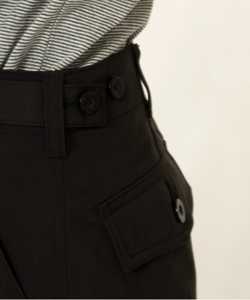 UNIVERSAL OVERALL（ユニバーサルオーバーオール）の「ベイカーパンツ / BAKER PANTS（その他パンツ・レディース・モカ/ブラック・M/S）」の10枚目の写真