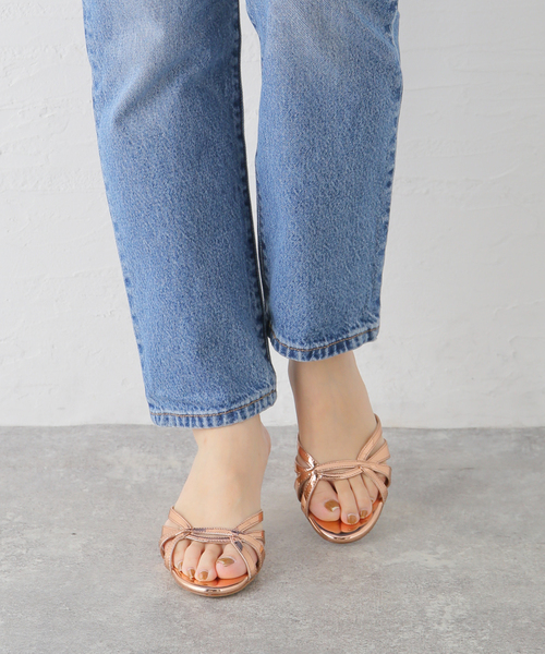 FABIO RUSCONI(ファビオルスコーニ)の「【FABIO RUSCONI】ミュール(サンダル・レディース・ゴールド・37/38/39)」の4枚目の写真