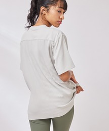 NERGY | 【skin wear】保湿 & 接触冷感 & 吸水速乾 OMEGASPANバックプリーツTシャツ(Tシャツ/カットソー)