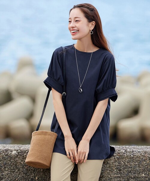 Tiaclasse(ティアクラッセ)の「「あまラク」ボリュームパフスリーブカットソーチュニック(Tシャツ/カットソー・レディース・ピンク系その他/グレー/ブルー/ネイビー・M/L)」の2枚目の写真