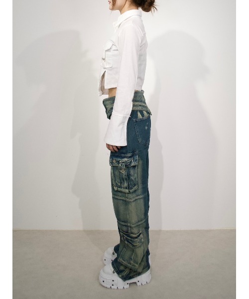 XU(エックスユー)の「ストリートファッション XU エックスユー slit cropped shirt スリット クロップドシャツ コットンシャツ ポケットシャツ 長袖シャツ 長袖トップス 羽織り 韓国ファッション Y2Kファッション(シャツ/ブラウス・レディース・ホワイト/ブラック・ONE SIZE)」の12枚目の写真
