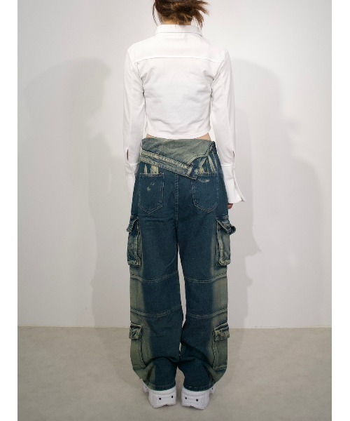 XU(エックスユー)の「ストリートファッション XU エックスユー slit cropped shirt スリット クロップドシャツ コットンシャツ ポケットシャツ 長袖シャツ 長袖トップス 羽織り 韓国ファッション Y2Kファッション(シャツ/ブラウス・レディース・ホワイト/ブラック・ONE SIZE)」の10枚目の写真