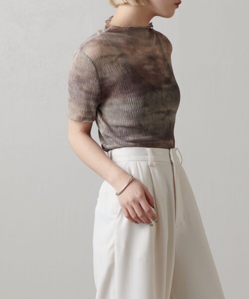 Lui's（ルイス）の「プリーツシアートップス（Tシャツ/カットソー・レディース・チャコールグレー/ブルー/ライトグレー・FREE）」の19枚目の写真