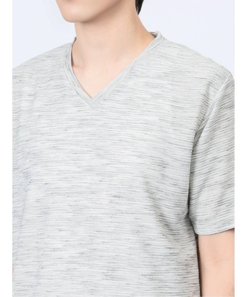 m.f.editorial（エムエフエディトリアル）の「スペースダイリップル Vネック半袖Tシャツ（Tシャツ/カットソー・メンズ・ライトグレー・X-LARGE/MEDIUM/LARGE）」の6枚目の写真