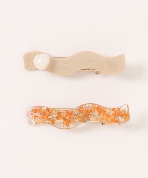 tone(トーン)の「【YM】うねうねクリップ(MA)(バレッタ/ヘアクリップ・レディース・ホワイト/ピンク/ボルドー/ベージュ/イエロー/オレンジ/ゴールド/グレー/ダークグリーン/グレイッシュベージュ・FREE)」の9枚目の写真