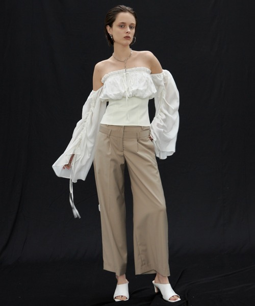 JOSE MOON（ジョゼムーン）の「CUPLA OFF SHOULDER/キュプラオフショルダー（シャツ/ブラウス・レディース・ホワイト/ブラック・FREE）」の15枚目の写真