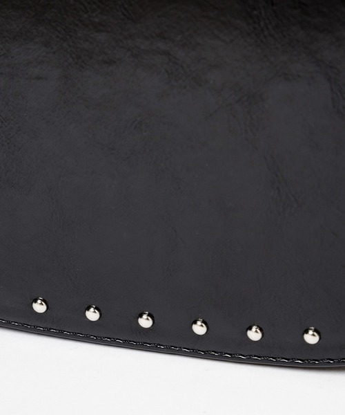 LOWRYS FARM（ローリーズファーム）の「スタッズフラップショルダー 132705（ショルダーバッグ・レディース・ブラック/ブラウン・FREE）」の19枚目の写真