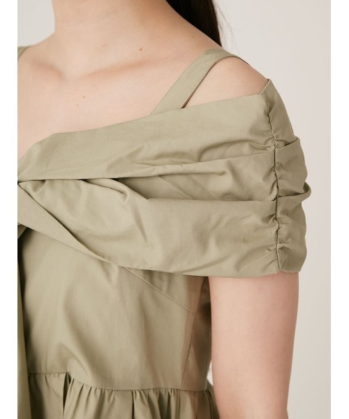 LILY BROWN（リリーブラウン）の「リボンオフショルトップス（Tシャツ/カットソー・レディース・ブラック/カーキ/ホワイト・FREE）」の9枚目の写真