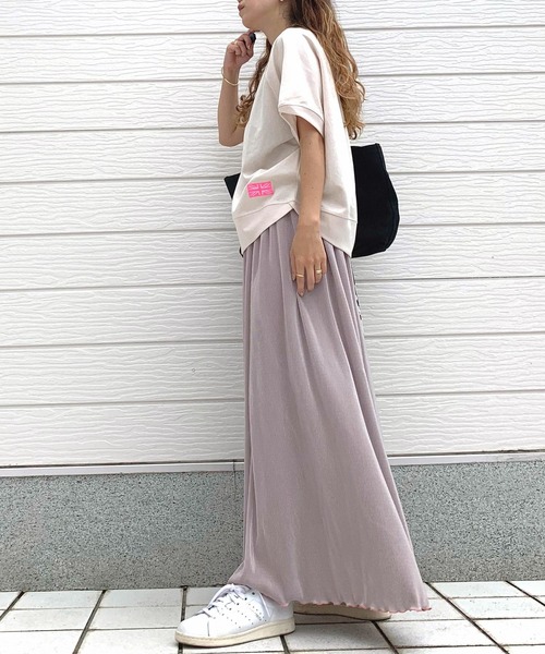 Q(キュー)の「ワッペン付き半袖スウェット(スウェット・レディース・ブラック/グリーン/ベージュ・MEDIUM)」の13枚目の写真