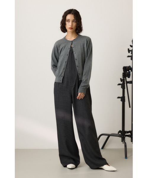 crie conforto（クリーコンフォルト）の「スタッズバレエシューズ（パンプス・レディース・オフホワイト/ブラック・SMALL/MEDIUM/LARGE/LL）」の4枚目の写真
