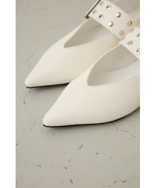 crie conforto（クリーコンフォルト）の「スタッズバレエシューズ（パンプス・レディース・オフホワイト/ブラック・SMALL/MEDIUM/LARGE/LL）」の9枚目の写真