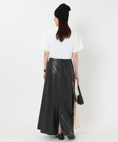 【新品・未使用】AP STUDIO アパルトモン レザー スカート AP STUDIO（エーピーストゥディオ）の「フェイクレザースカート