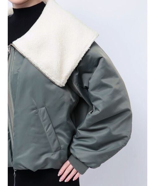 LAGUNAMOON（ラグナムーン）の「ビッグカラーショートMA-1（MA-1・レディース・カーキ/ブラック/アイボリー・FREE）」の4枚目の写真