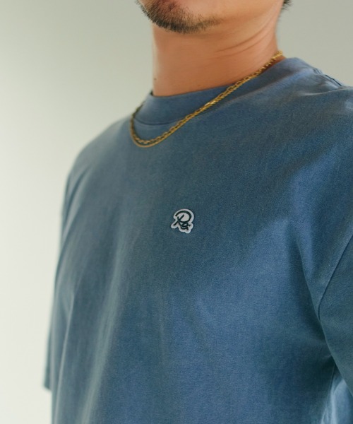 #Re:room(リルーム)の「Re:ワッペンショートレングスビッグTシャツ(Tシャツ/カットソー・メンズ・ブラック/カーキ/ライトブルー・S-M/M-L)」の4枚目の写真