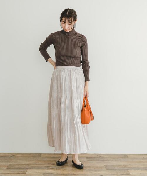 ITEMS URBANRESEARCH（アイテムズ アーバンリサーチ）の「モチモチハイネックリブニット（ニット/セーター・レディース・ブルー/チャコールグレー/ブラック/アイボリー/レッド/ピンク・FREE）」の17枚目の写真