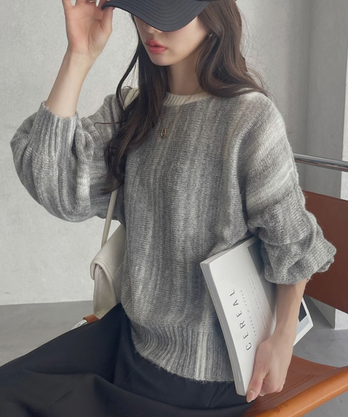 Ada.(エイダ)の「グラデーション ボーダー 配色 クルーネック ニット(ニット/セーター・レディース・ピンク/グリーン/グレー・FREE)」の2枚目の写真