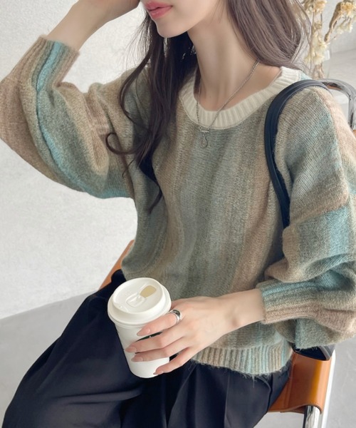 Ada.(エイダ)の「グラデーション ボーダー 配色 クルーネック ニット(ニット/セーター・レディース・ピンク/グリーン/グレー・FREE)」の8枚目の写真