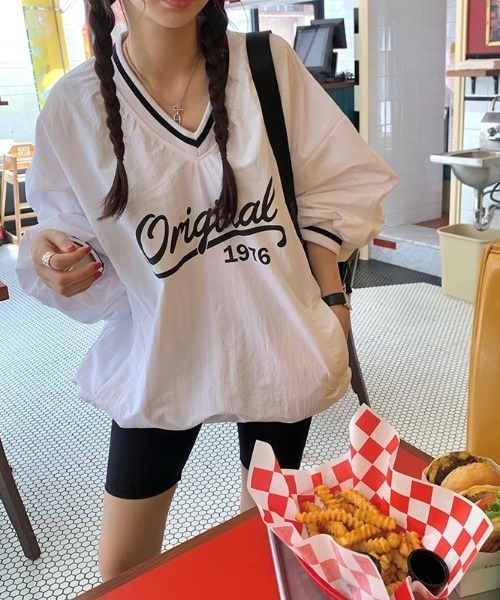 Mela(メラ)の「UNIFORM PO(ジャージ・レディース・ホワイト/ブラック・FREE)」の4枚目の写真