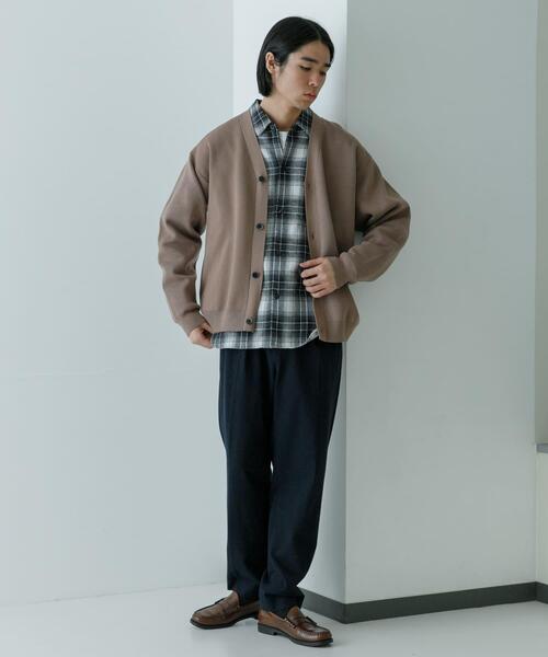 URBAN RESEARCH（アーバンリサーチ）の「『洗濯可』ウォッシャブルミラノリブカーディガン（カーディガン/ボレロ・メンズ・グリーン/ベージュ/ネイビー・MEDIUM/LARGE/X-LARGE）」の13枚目の写真