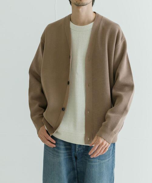 URBAN RESEARCH（アーバンリサーチ）の「『洗濯可』ウォッシャブルミラノリブカーディガン（カーディガン/ボレロ・メンズ・グリーン/ベージュ/ネイビー・MEDIUM/LARGE/X-LARGE）」の14枚目の写真