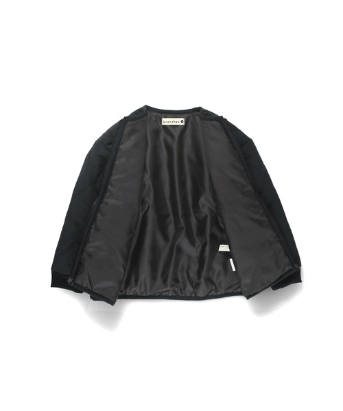 BRANSHES（ブランシェス）の「【キルティング】中綿ジャケット（ノーカラージャケット・キッズ・ブラック/アイボリー/カーキ・110cm/150cm/140cm/130cm/120cm/100cm/90cm）」の19枚目の写真