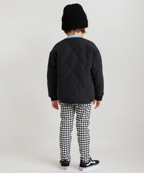 BRANSHES（ブランシェス）の「【キルティング】中綿ジャケット（ノーカラージャケット・キッズ・ブラック/アイボリー/カーキ・110cm/150cm/140cm/130cm/120cm/100cm/90cm）」の21枚目の写真