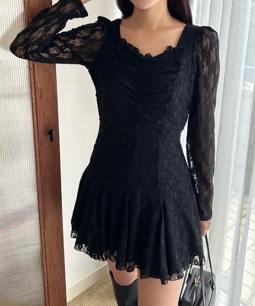 OLIVE des OLIVE(オリーブデオリーブ)の「胸ギャザーレースミニワンピース(ワンピース・レディース・ピンク/ブラック/オフホワイト・FREE)」の18枚目の写真
