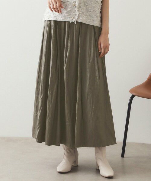 OPAQUE.CLIP(オペークドットクリップ)の「◆レザーライク イージーギャザースカート【洗濯機洗い可】(スカート・レディース・ダークオリーブ/ブラック・36/38)」の1枚目の写真