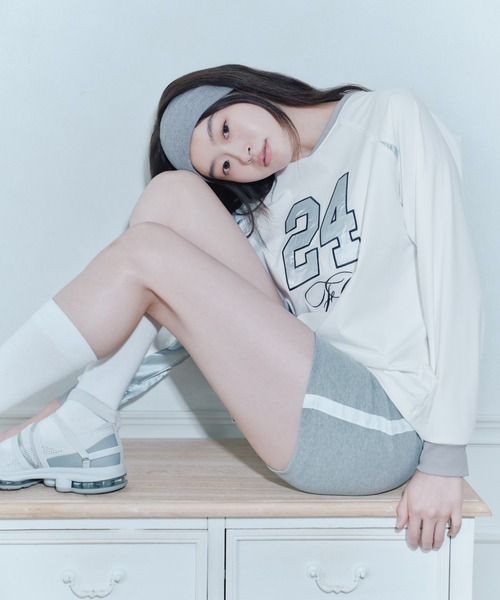 FCMM(エフシーエムエム)の「【日本限定】NUMBERING L/S TEE/ナンバリングロングスリーブT(Tシャツ/カットソー・レディース・イエロー/ネイビー/ホワイト・MEDIUM/SMALL)」の7枚目の写真