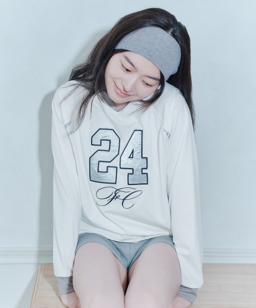 FCMM(エフシーエムエム)の「【日本限定】NUMBERING L/S TEE/ナンバリングロングスリーブT(Tシャツ/カットソー・レディース・イエロー/ネイビー/ホワイト・MEDIUM/SMALL)」の4枚目の写真