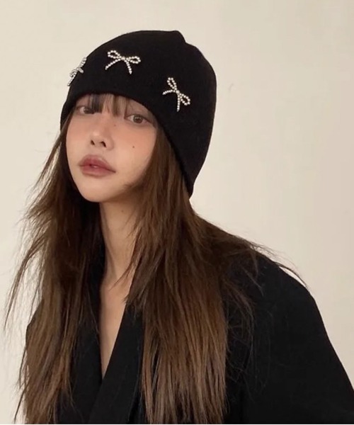 BARELY BLUE（ベアリーブルー）の「【 BARELY BLUE / ベアリーブルー 】 リボン ビーズ ニットキャップ / ニット帽（ニットキャップ/ビーニー・レディース・グレー/ホワイト/アイボリー/ブラック・FREE）」の3枚目の写真