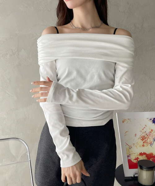 Ada.(エイダ)の「ドレープデザイン オフショル カットソー(Tシャツ/カットソー・レディース・ブラック/ホワイト/グレー・FREE)」の20枚目の写真