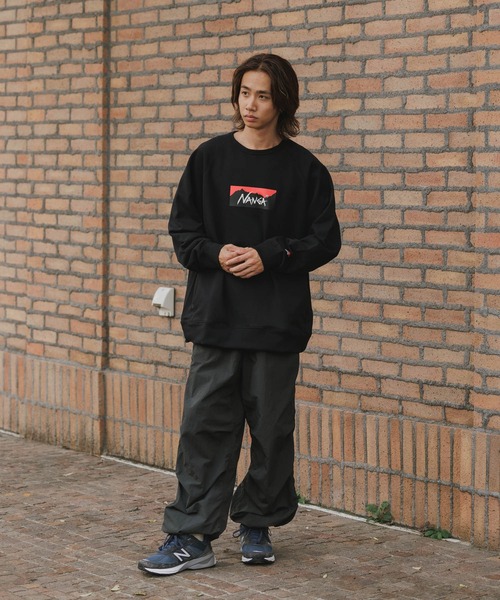 NANGA（ナンガ）の「NANGA/ナンガ ECO HYBRID BOX LOGO SWEATSHIRT スウェット（スウェット・メンズ・ブラック/ライトグレー/オレンジ/ベージュ/ブラック系・M/L/XL/S）」の17枚目の写真
